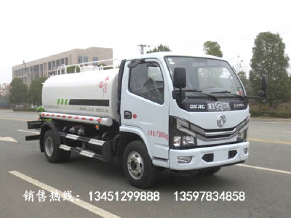東風(fēng)小霸王灑水車裝水4噸(國(guó)六)